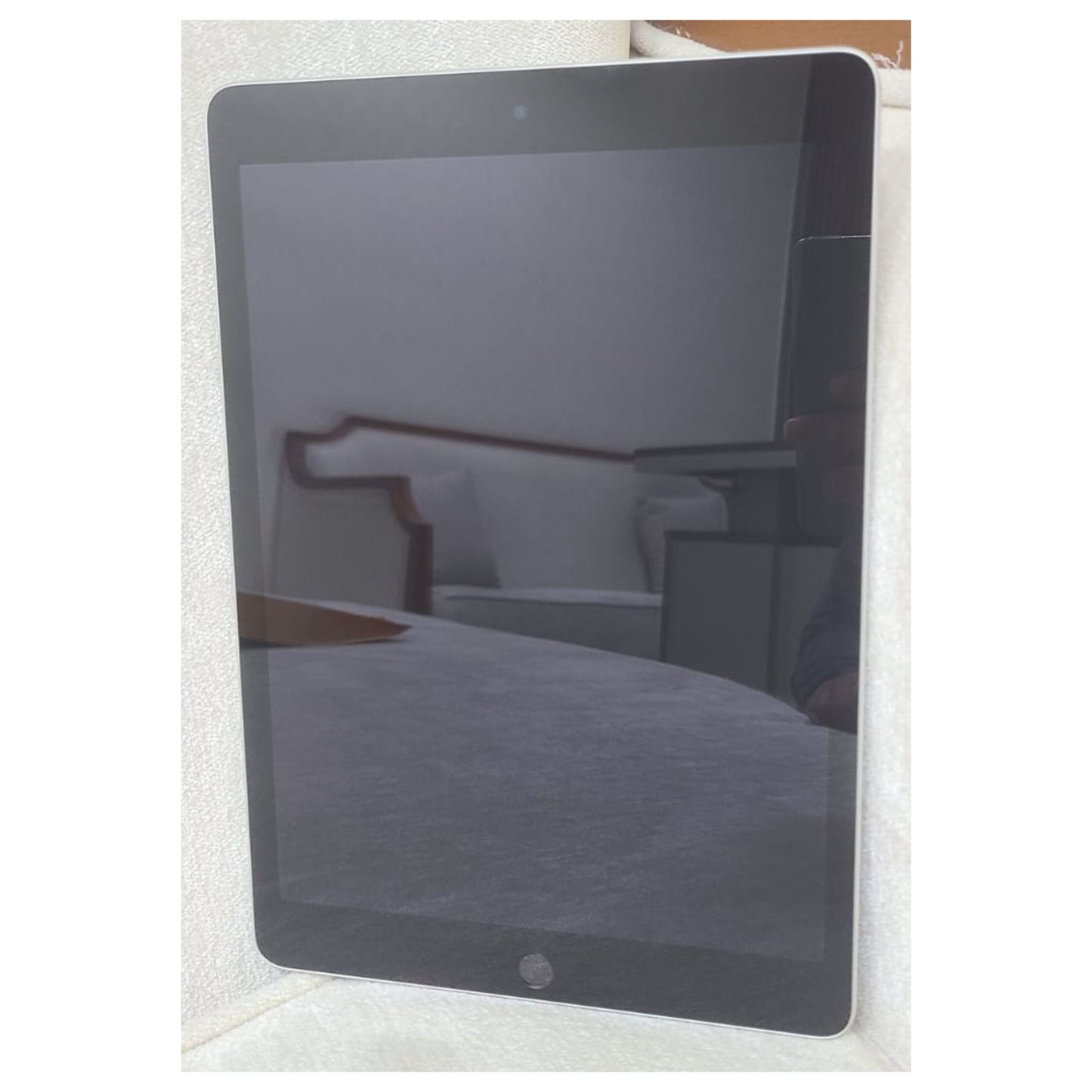 Apple iPad 9, 64GB - 10.2" Screen - Wi-Fi, Silver - 95968