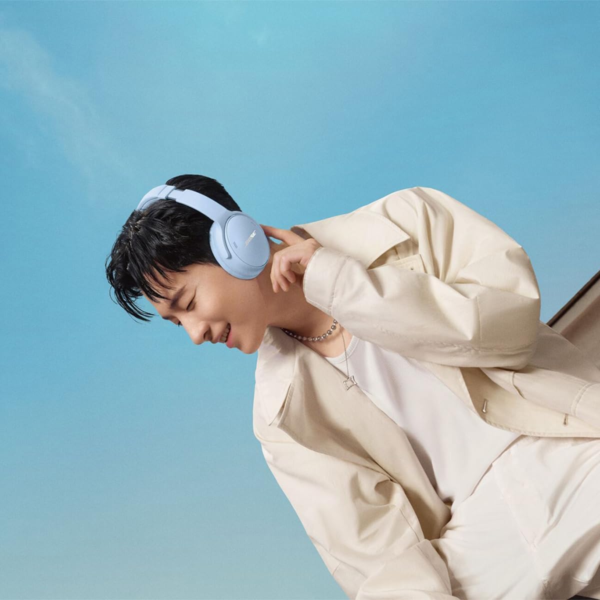 Bose QuietComfort Headphones - Smoke Blue
